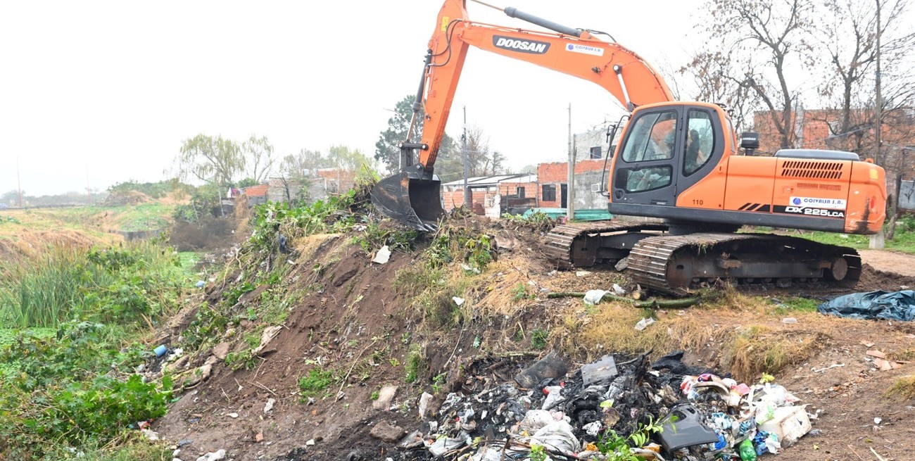 Presentaron las ofertas para el mantenimiento y la limpieza de desagües en Santa Fe