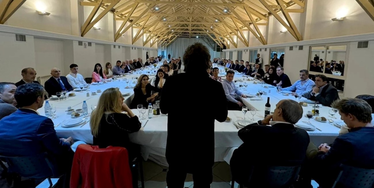 Milei recibió en Olivos a los 87 legisladores que votaron el veto a la suba para jubilados