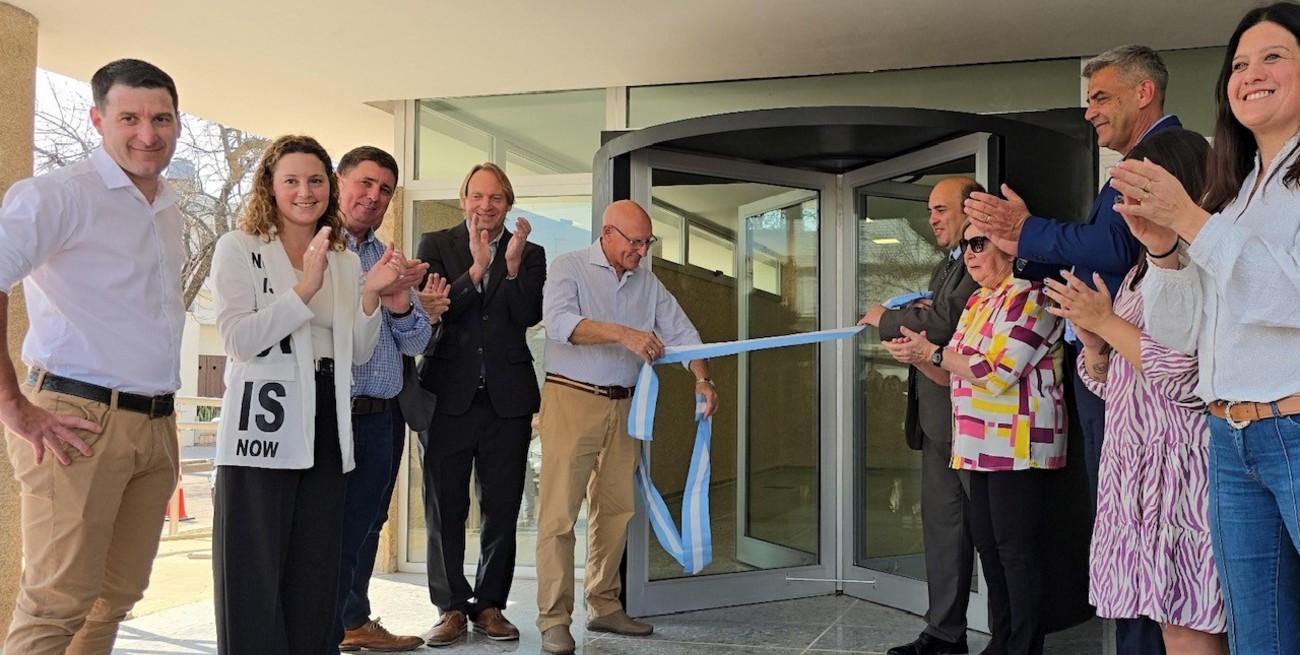 Pirola celebró la recuperación de edificio del Correo, un ícono para los esperancinos y la región