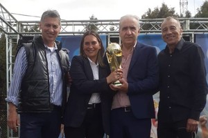 La Copa del Mundo, el trofeo más anhelado por cualquier futbolista, estuvo en Sargento Cabral.
