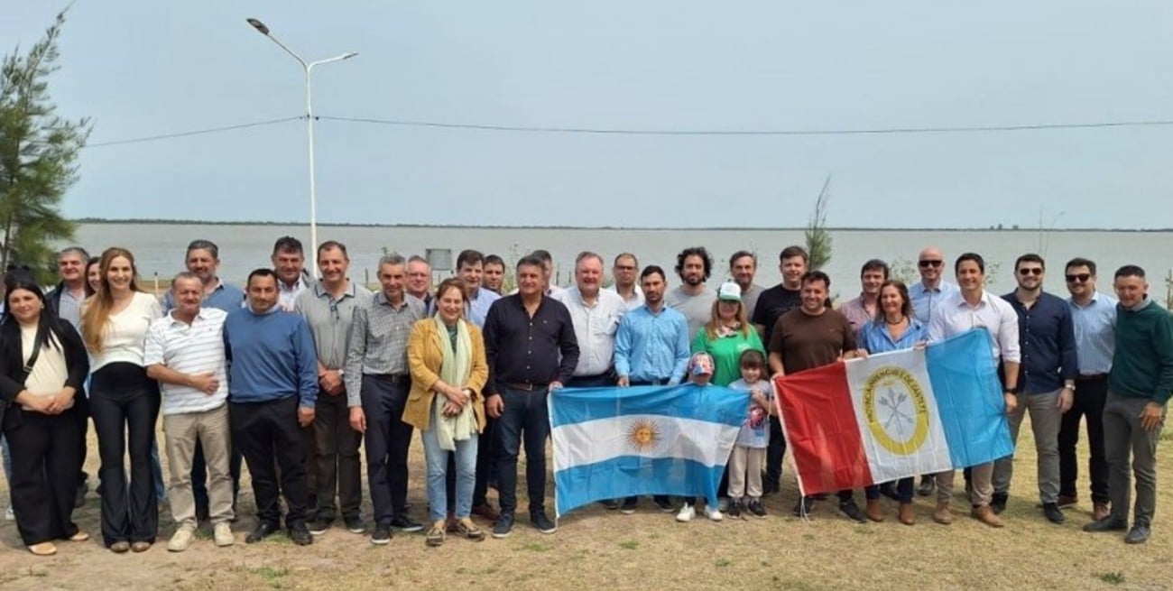 Realizaron una jornada de trabajo en la Laguna La Verde
