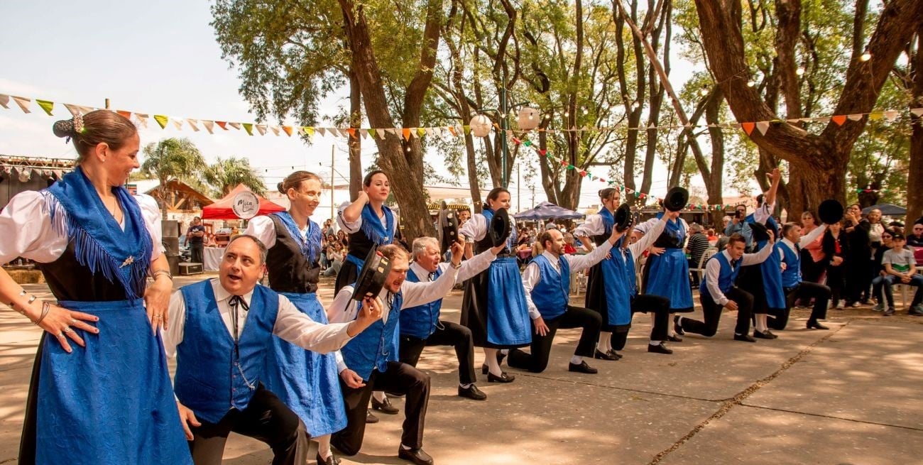 La Colonia San Carlos celebra sus 167 años con un homenaje a su fundador