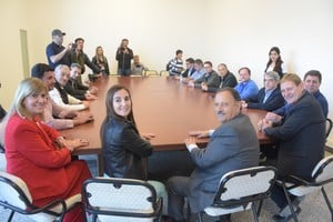 El gobernador de La Rioja, Ricardo Quintela a la cabecera de la Mesa de Acción Política del PJ. Foto: Luis Cetraro.