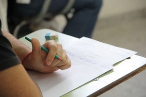 Los que se anotan deberán hacer tutorías de dos meses en las materias adeudadas y rendirlas dentro de ese espacio. Crédito: El Litoral