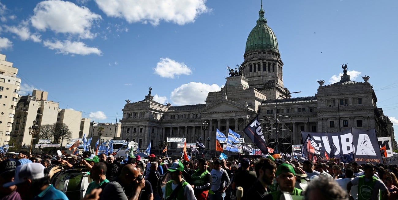 Garrahan, universidades y Bahía Blanca: Diputados y un temario incómodo para Milei