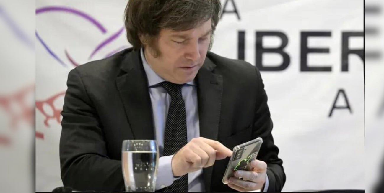 Milei, frenético en redes, salió a respaldar el veto al presupuesto para las universidades