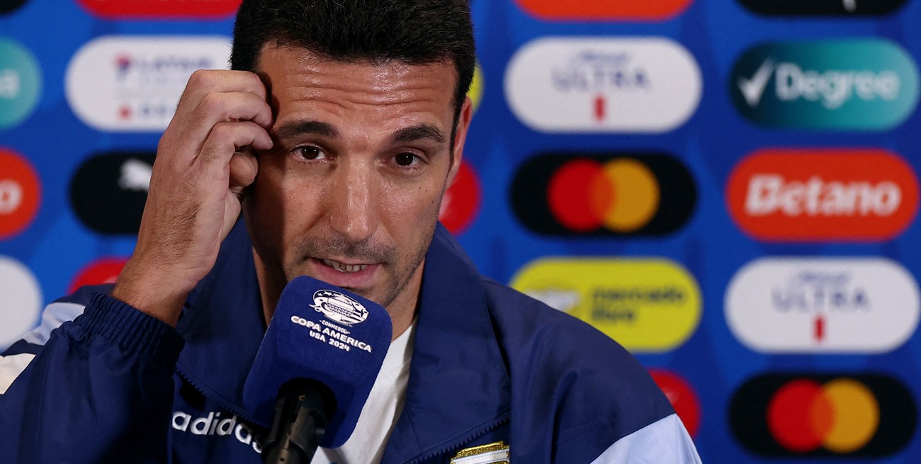 Scaloni alerta por el huracán Milton y el partido contra Venezuela: "No nos dejaron viajar hoy"