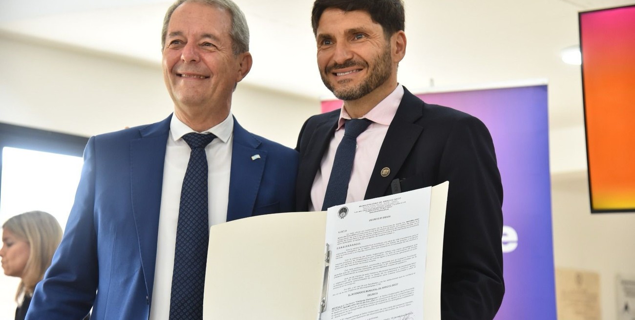 En Arroyo Seco, Pullaro entregó aportes por más de $ 280 millones