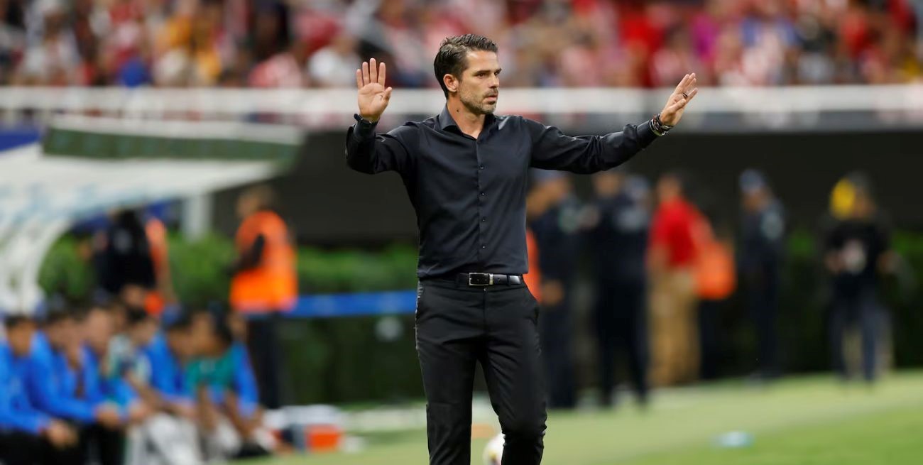 Gago rescindió con Chivas y todo indica que será DT de Boca