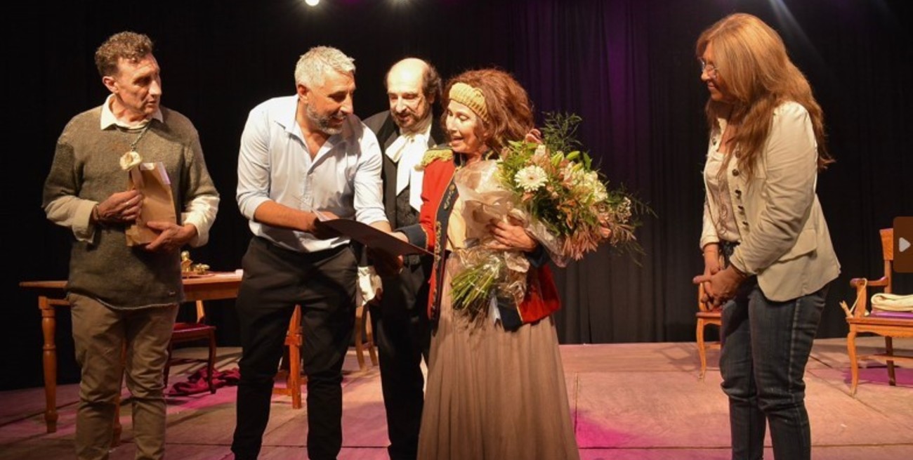 Con la presencia de Luisa Kuliok, se realizó el primer Festival de Teatro en Los Molinos