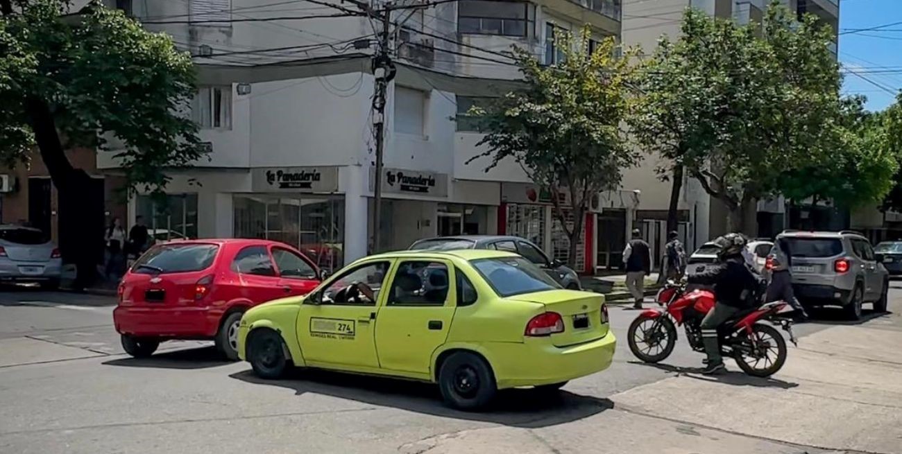 Proponen realizar un estudio para semaforizar calle Francia y mejorar la seguridad vial