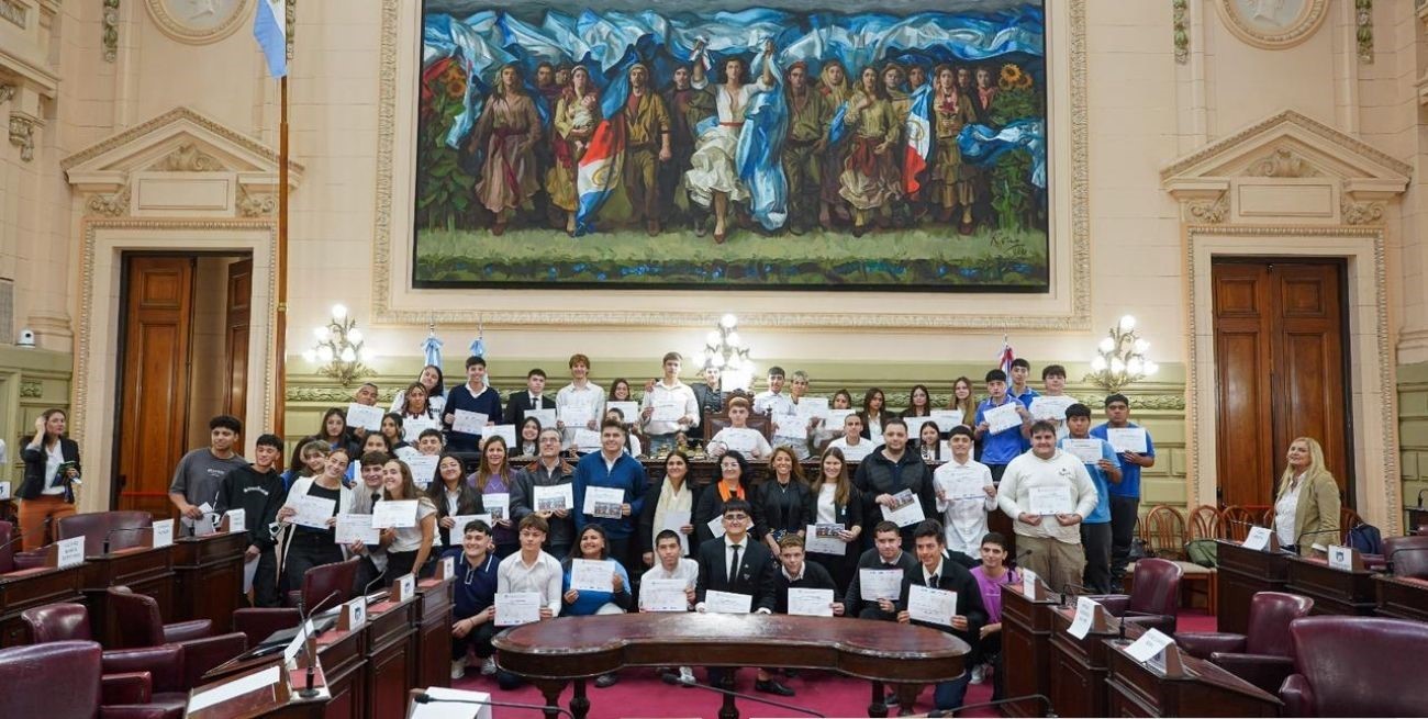 Estudiantes de Venado Tuerto y de San Eduardo fueron "Diputados por un Día"
