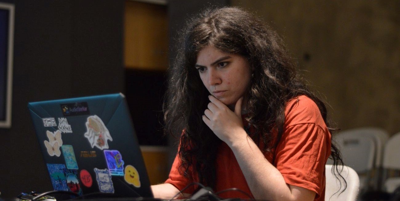 Karen Palacio se posa en las fronteras tecnológicas de las artes
