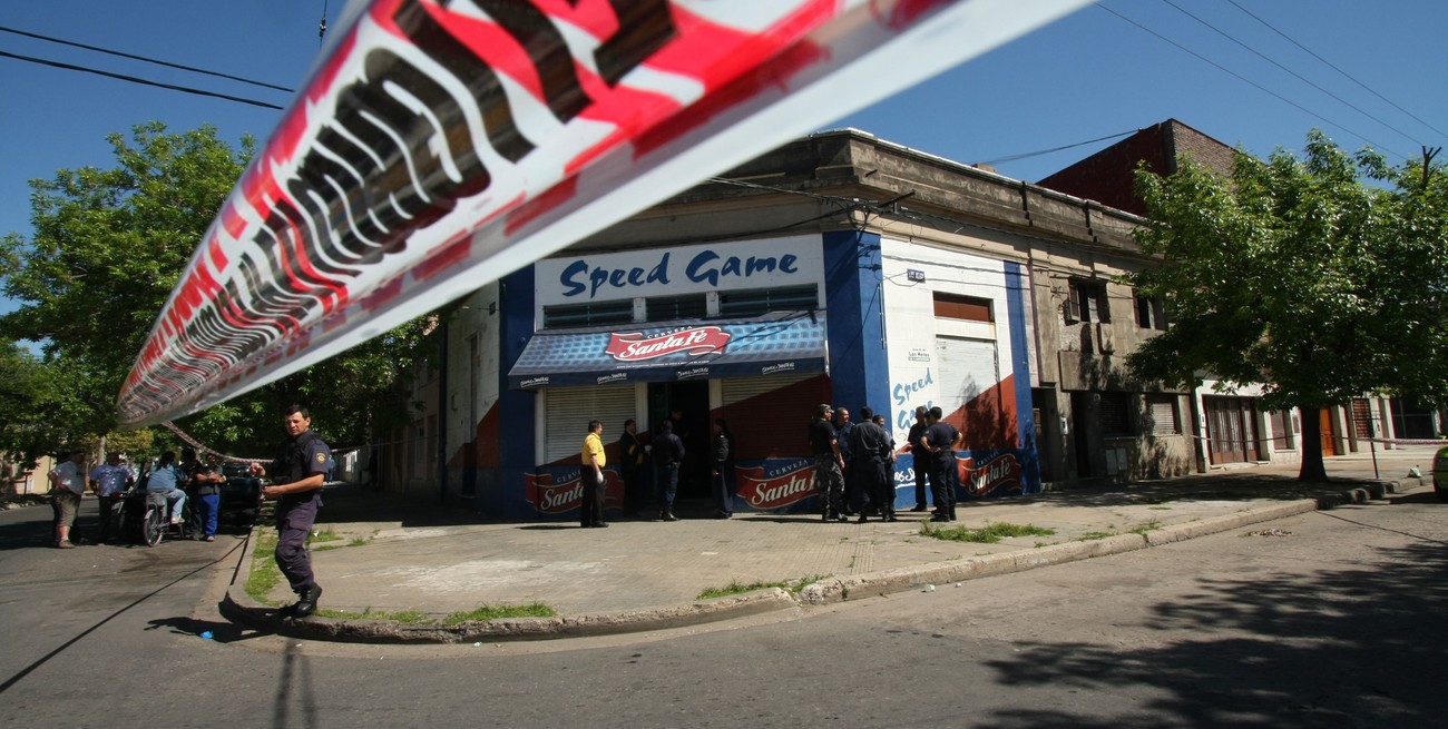 Asesinan a un hombre en un pool de barrio Candioti Norte