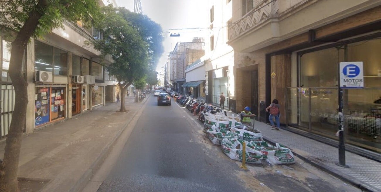 Rosario: hallaron muerto a puñaladas a un  hombre de 75 años en un departamento