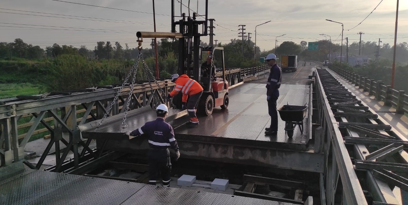 Comenzó el cierre total por 24 horas de la circulación sobre el Puente Carretero