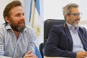 Los desplazados Julián Obaid, presidente de la Junta de Seguridad en Transporte (JST), y el director de Relaciones Institucionales del organismo, Hilario Lagos.