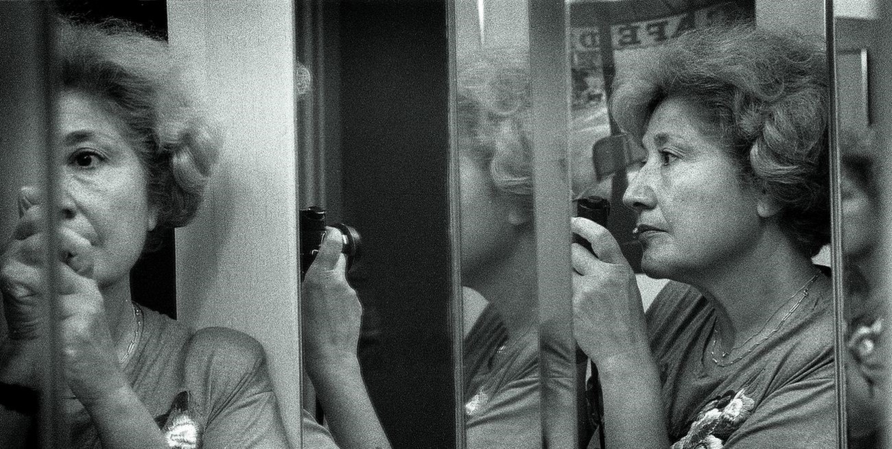 "La maravilla de captar un momento": la pasión de Sara Facio por la fotografía 