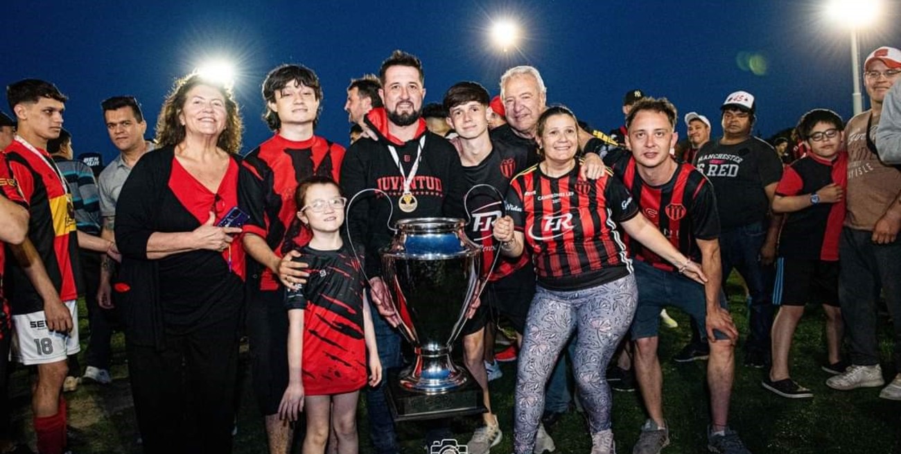 Copa Santa Fe de fútbol: Montalbetti, el papá de la criatura

