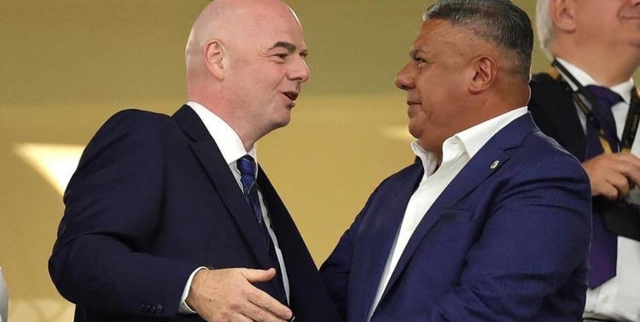 En medio de denuncias, Tapia se reunió con Infantino y Domínguez en Qatar