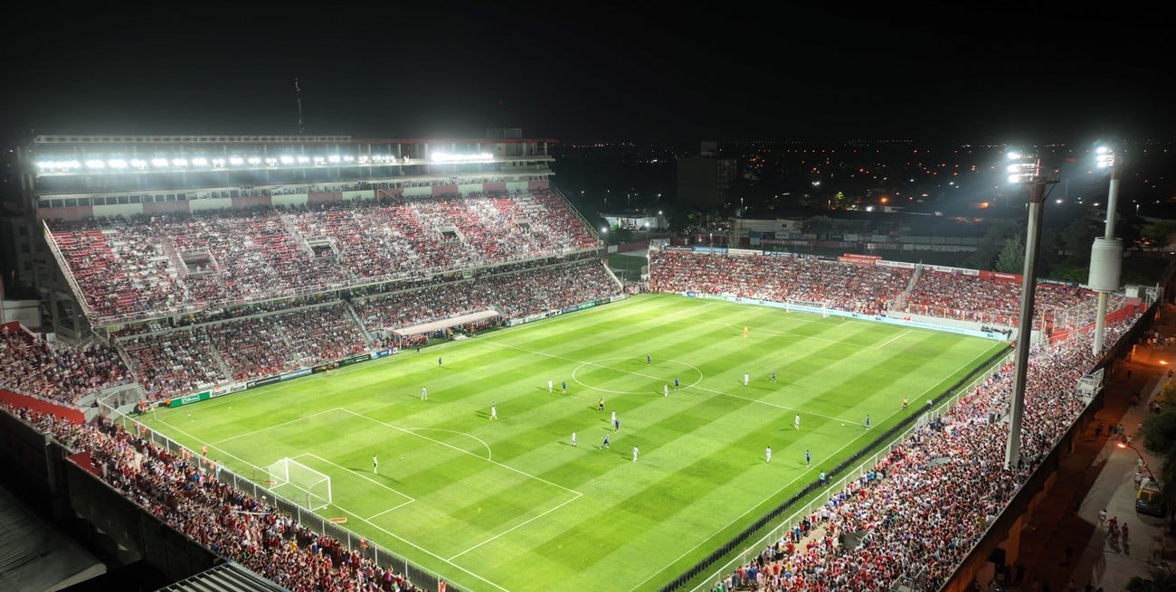 Unión brindó un amplio informe de altas y bajas en el mercado de pases