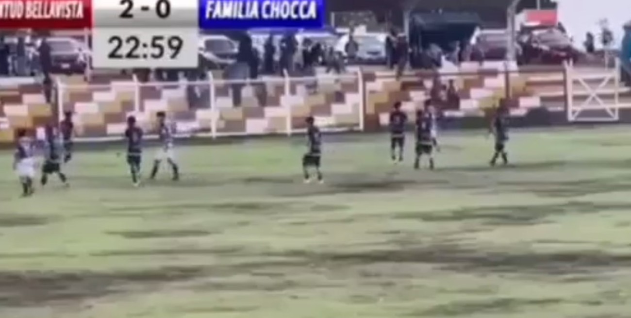 Conmoción en Perú: cayó un rayo en pleno partido de fútbol y mató a un jugador