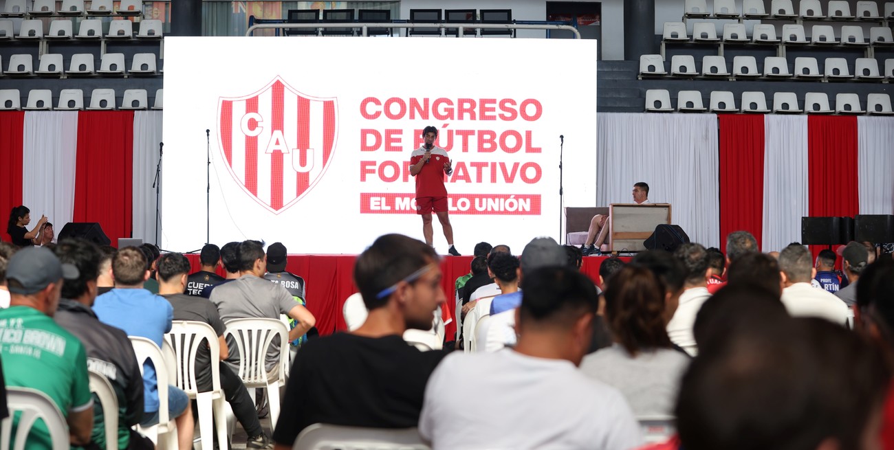 Comenzó el congreso de fútbol formativo de Unión y tendrá una segunda jornada con figuras históricas
