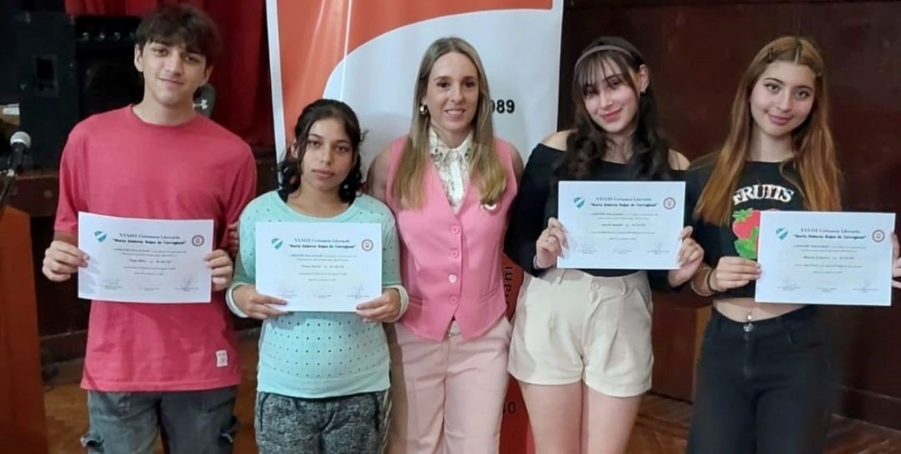 Jóvenes Santafesinos, protagonistas del Certamen Literario Intercolegial