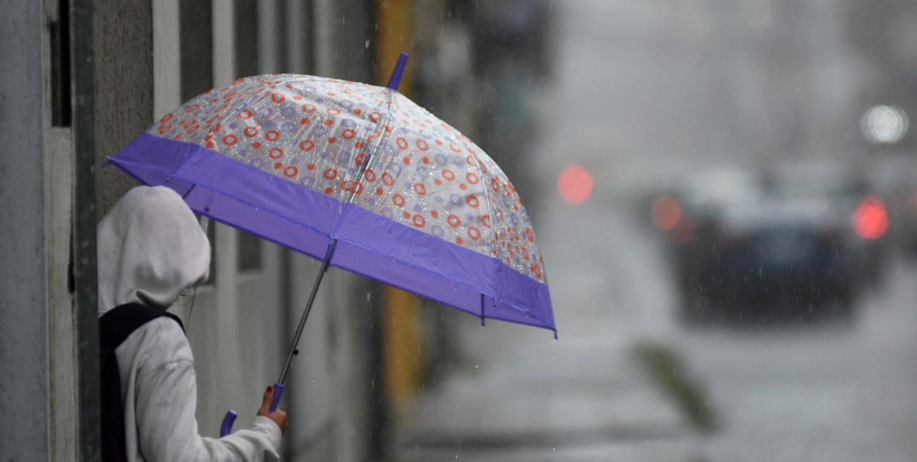 Alerta por tormentas fuertes en tres provincias de Argentina