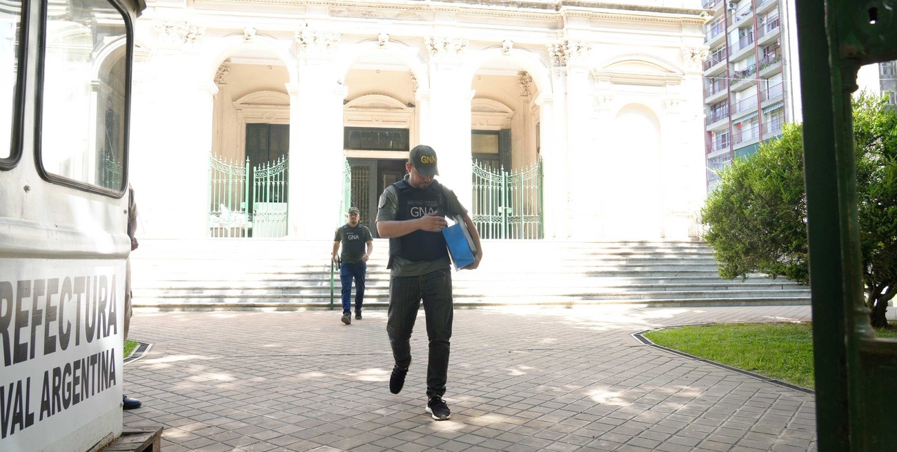 Rosario: allanaron los tribunales federales de bulevar Oroño al 900