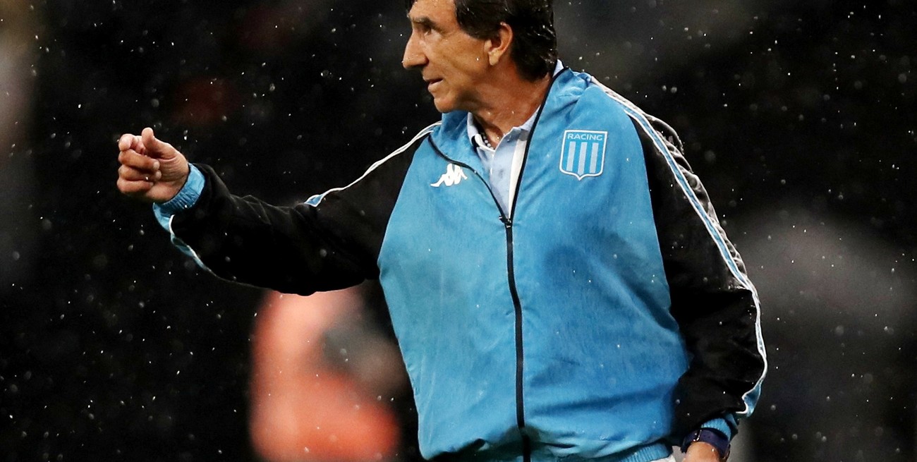 Gustavo Costas: "Donde estén tienen que pensar en la copa"