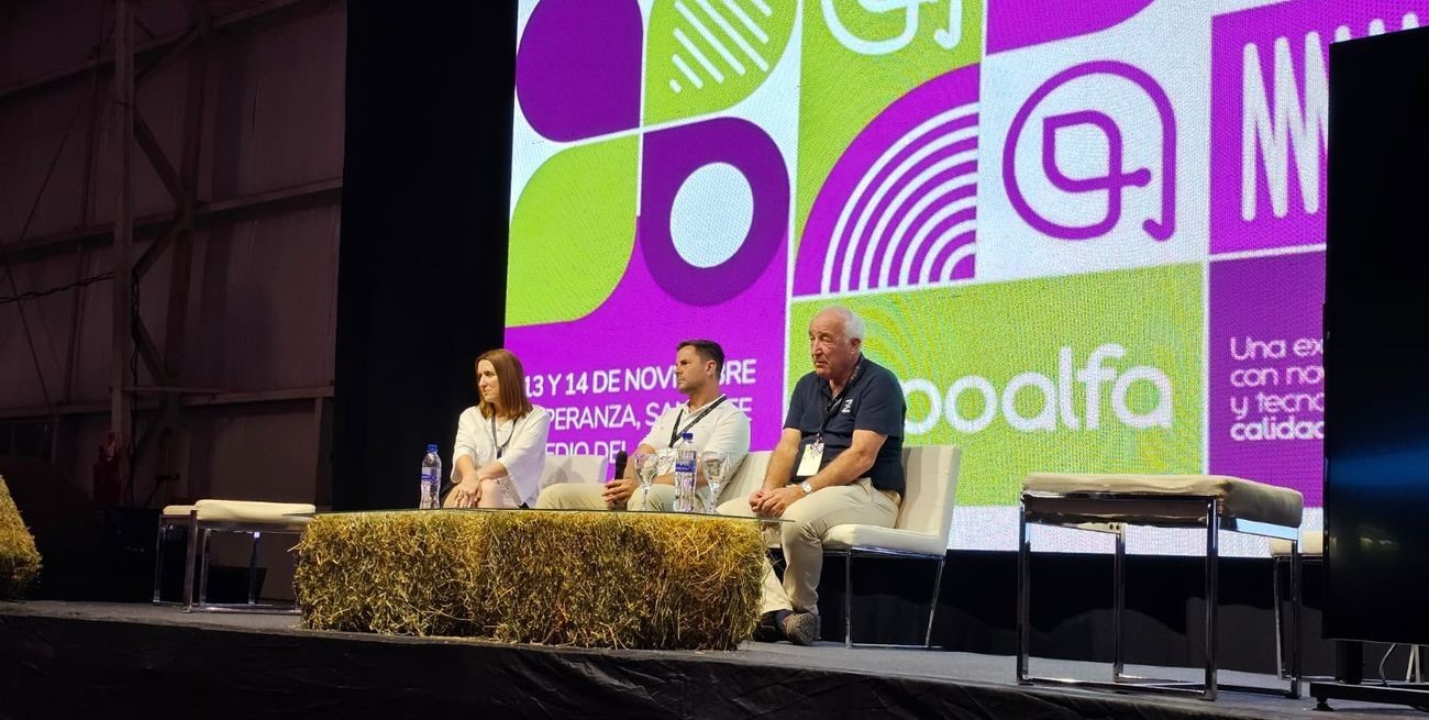 La alfalfa en el centro de la escena nacional