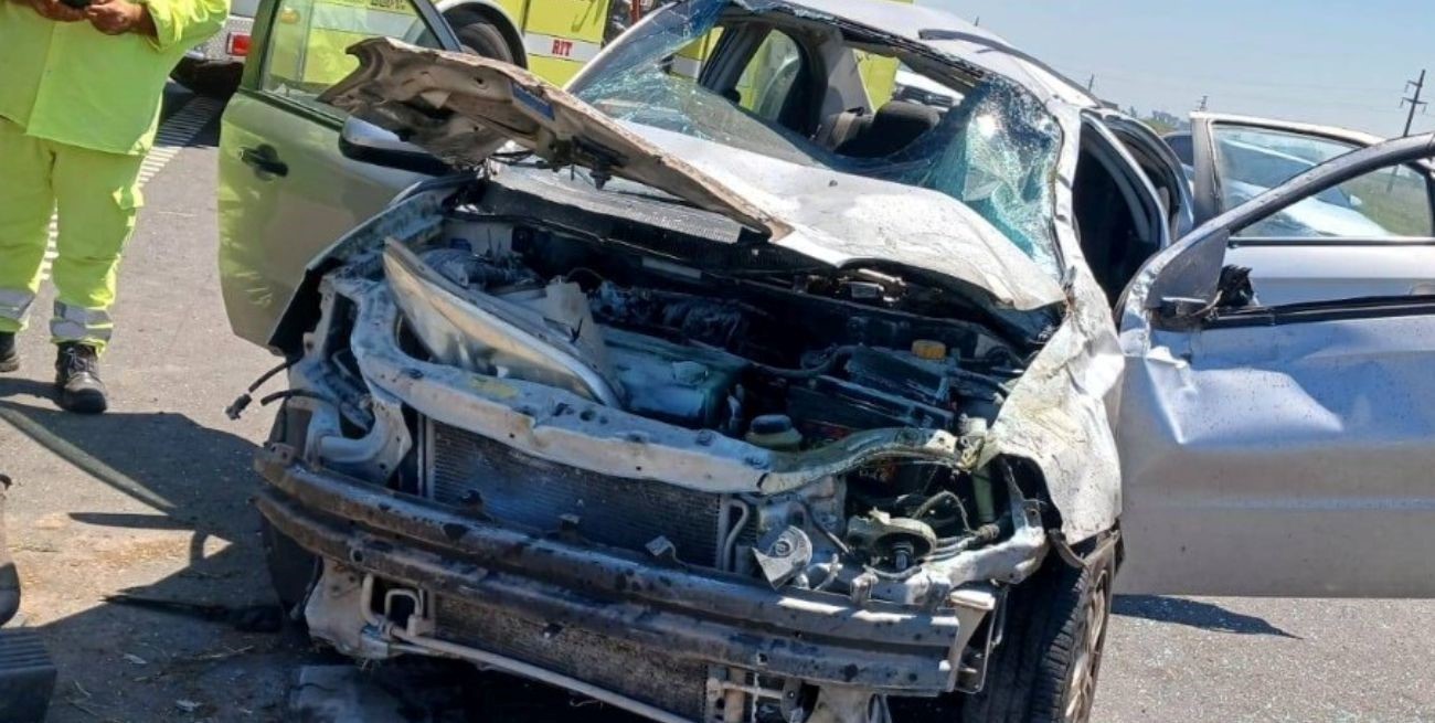 Choque por alcance en la Autopista Brigadier López a la altura de Barrancas