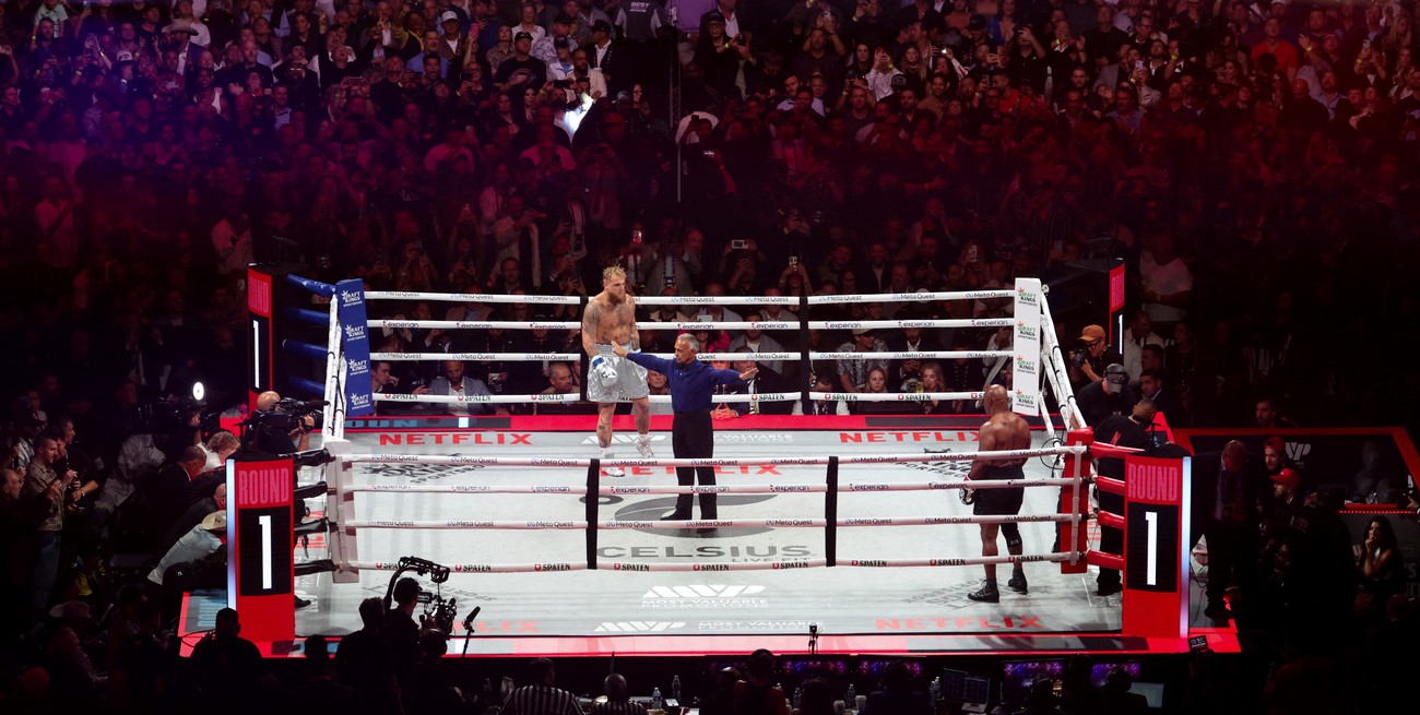 La pelea del año: el miedo de Paul de noquear a Tyson, las críticas y los millones recaudados