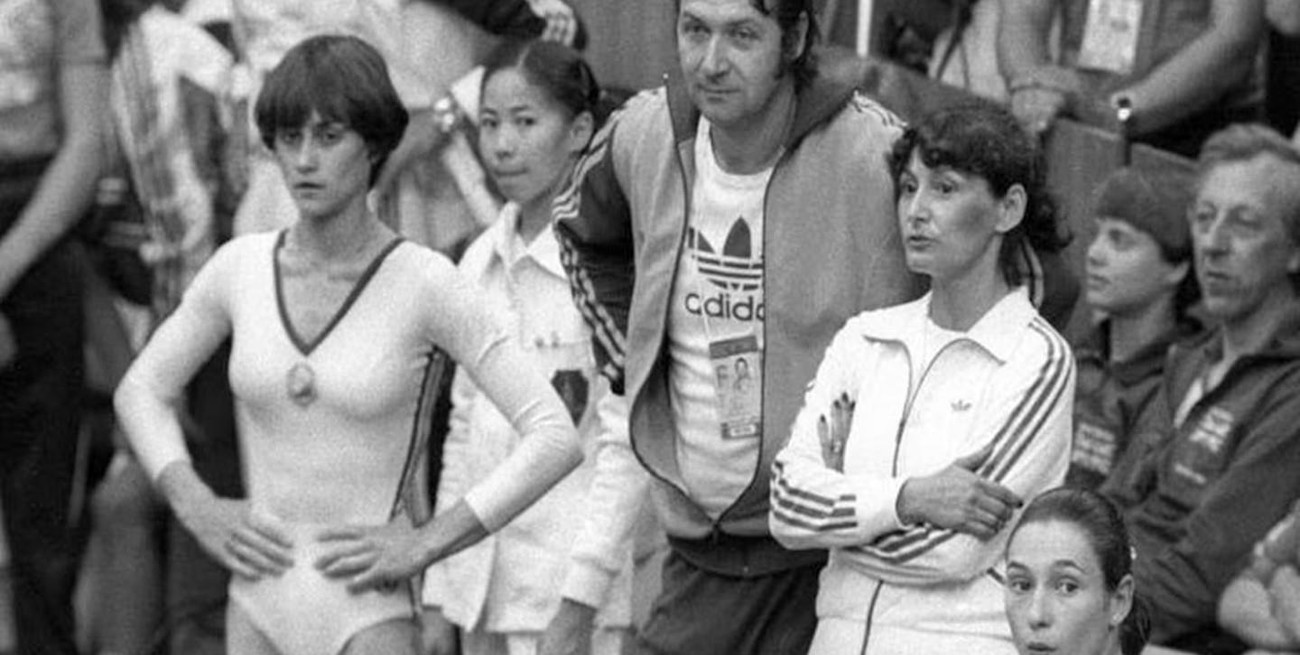 Murió el rumano Bela Karolyi, el histórico entrenador que formó a Nadia Comaneci
