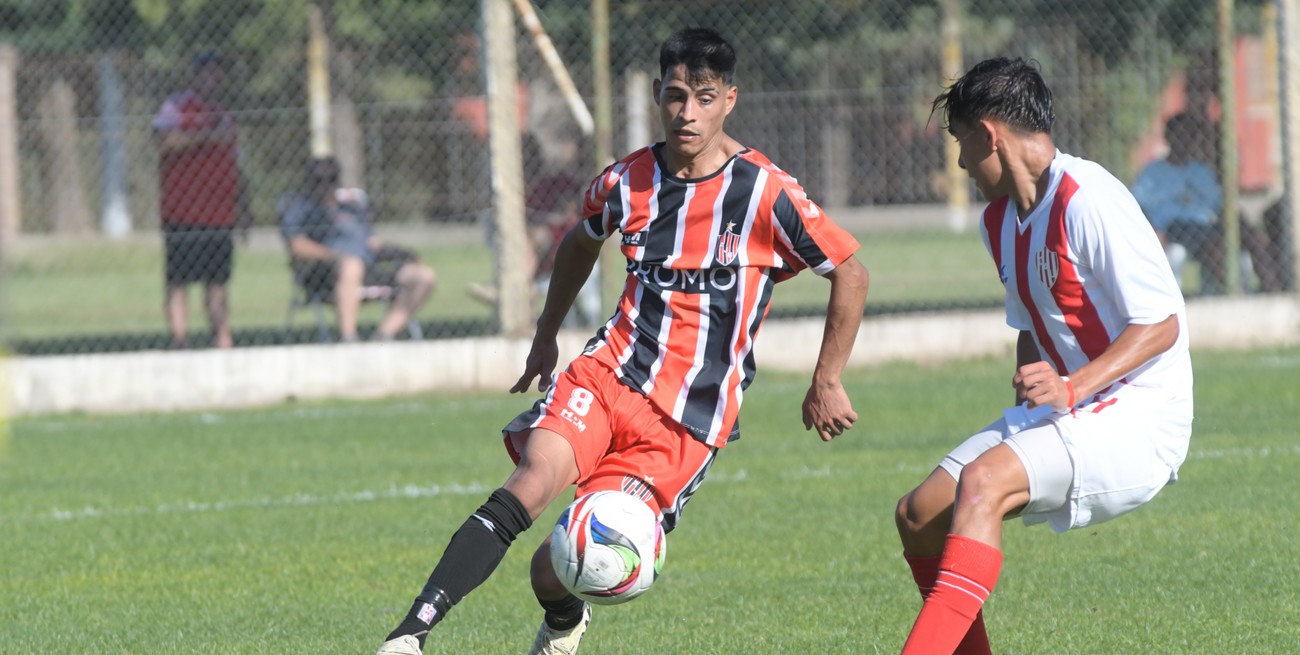 Juventud Unida y La Salle avanzaron con autoridad a semifinales