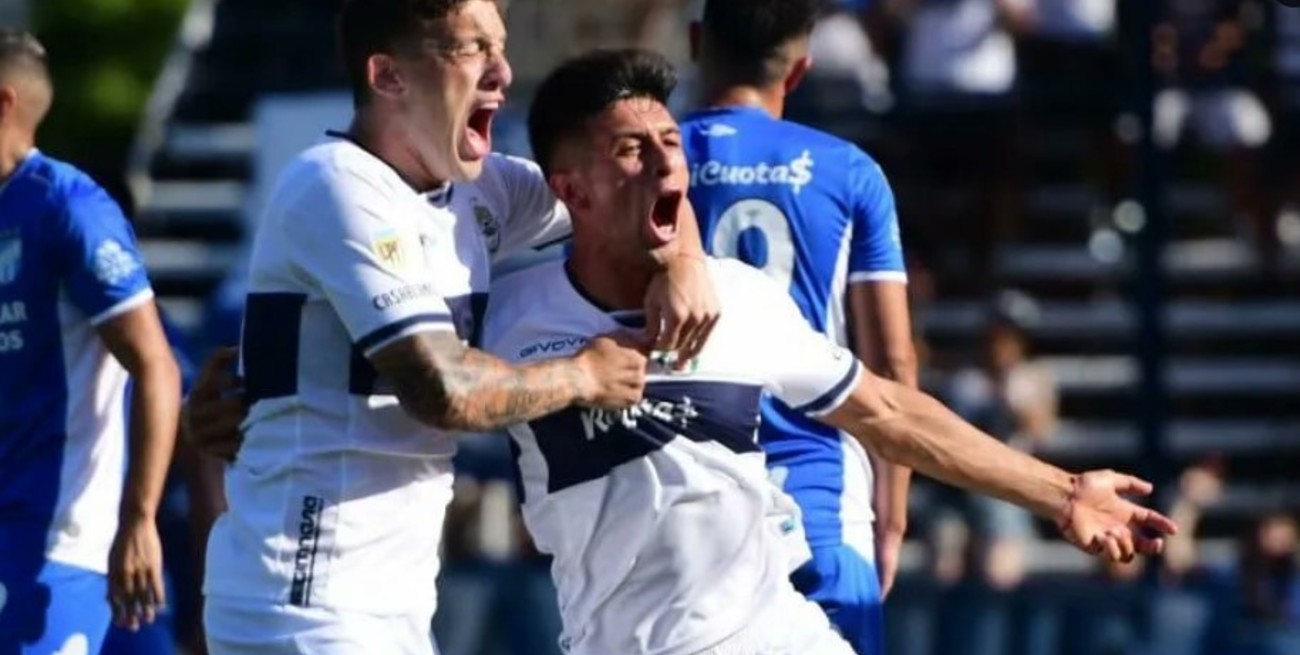 Gimnasia venció a Atlético Tucumán y sigue soñando con las copas