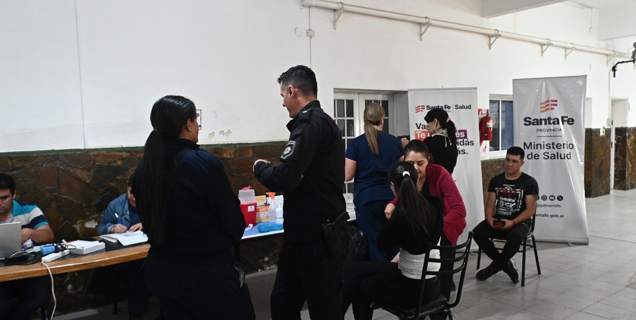 Dengue: Santa Fe vacunará a fuerzas federales desplegadas en Rosario
