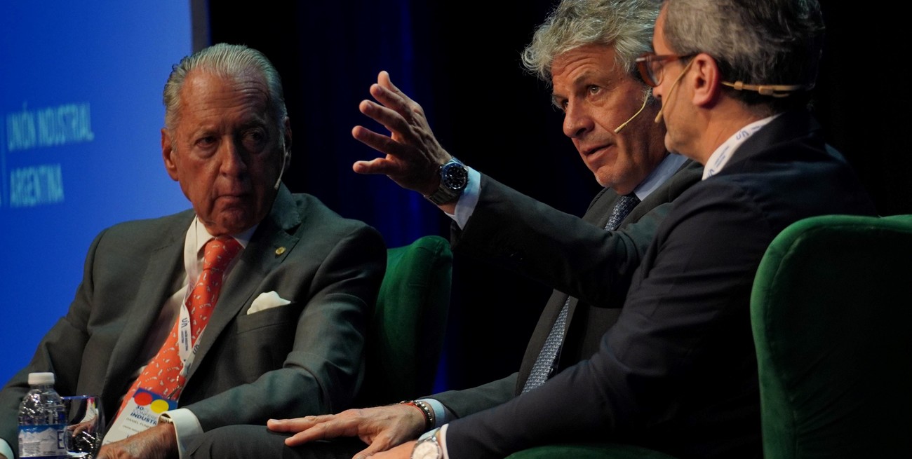 El gobierno anunció un proyecto de ley nacional de promoción de inversiones y empleo con reforma laboral