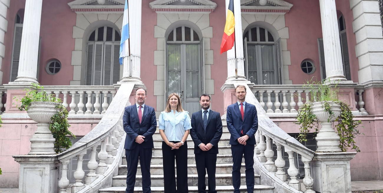 El Embajador del Reino de Bélgica visitó la Alianza Francesa de Santa Fe