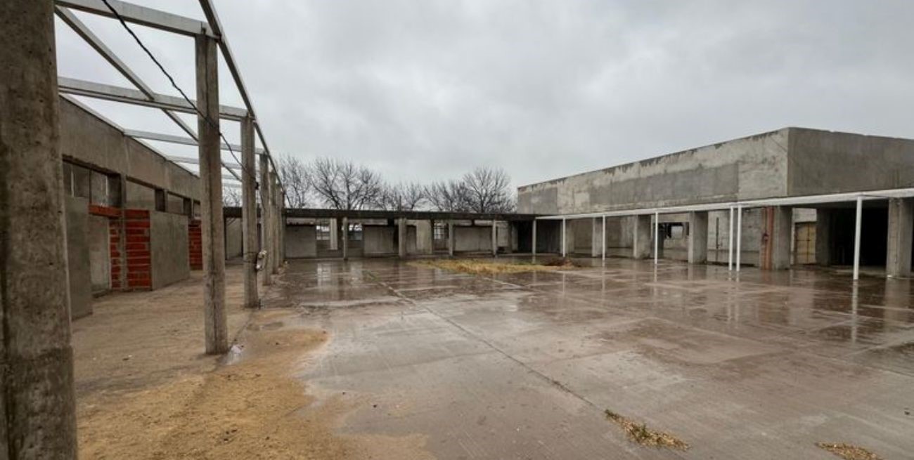 El ministro Enrico anunció las fechas de inicio de obras claves para el sur santafesino