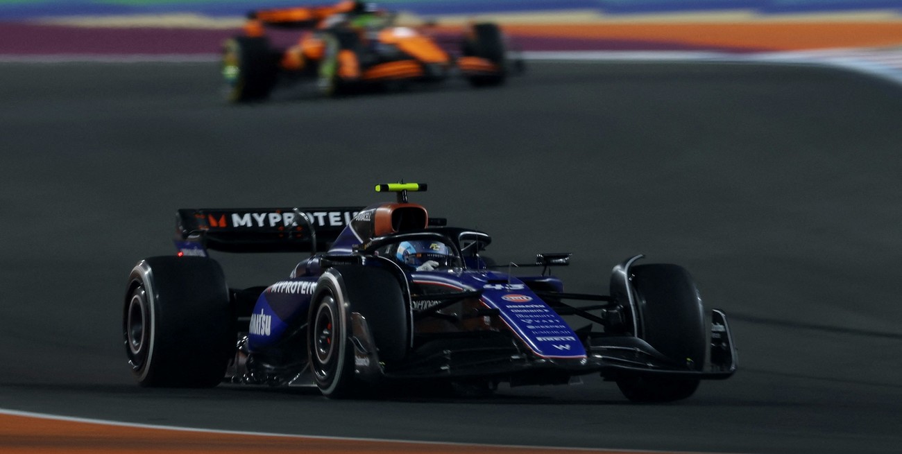 Con un gran ritmo del FW-46, Colapinto terminó en el puesto 18° en la Sprint Race