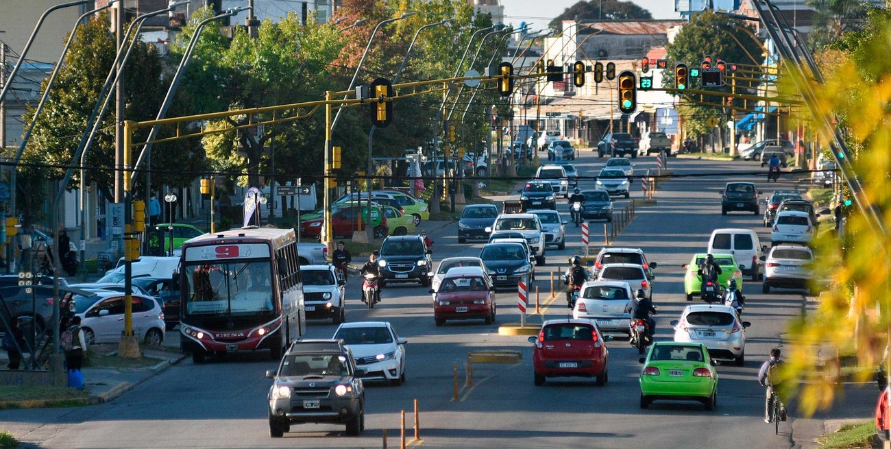 Cortes y desvíos en Aristóbulo del Valle por obras en el cantero central