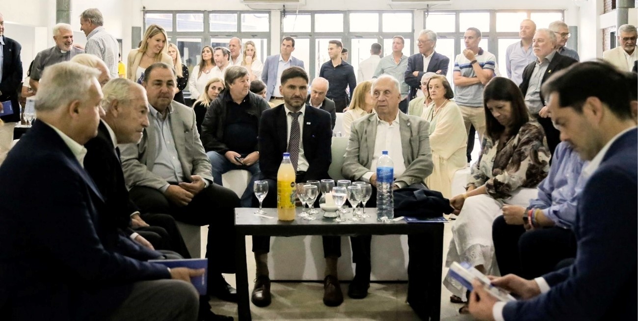 Condena al terrorismo y apuesta a la paz en el brindis de fin de año de DAIA Santa Fe