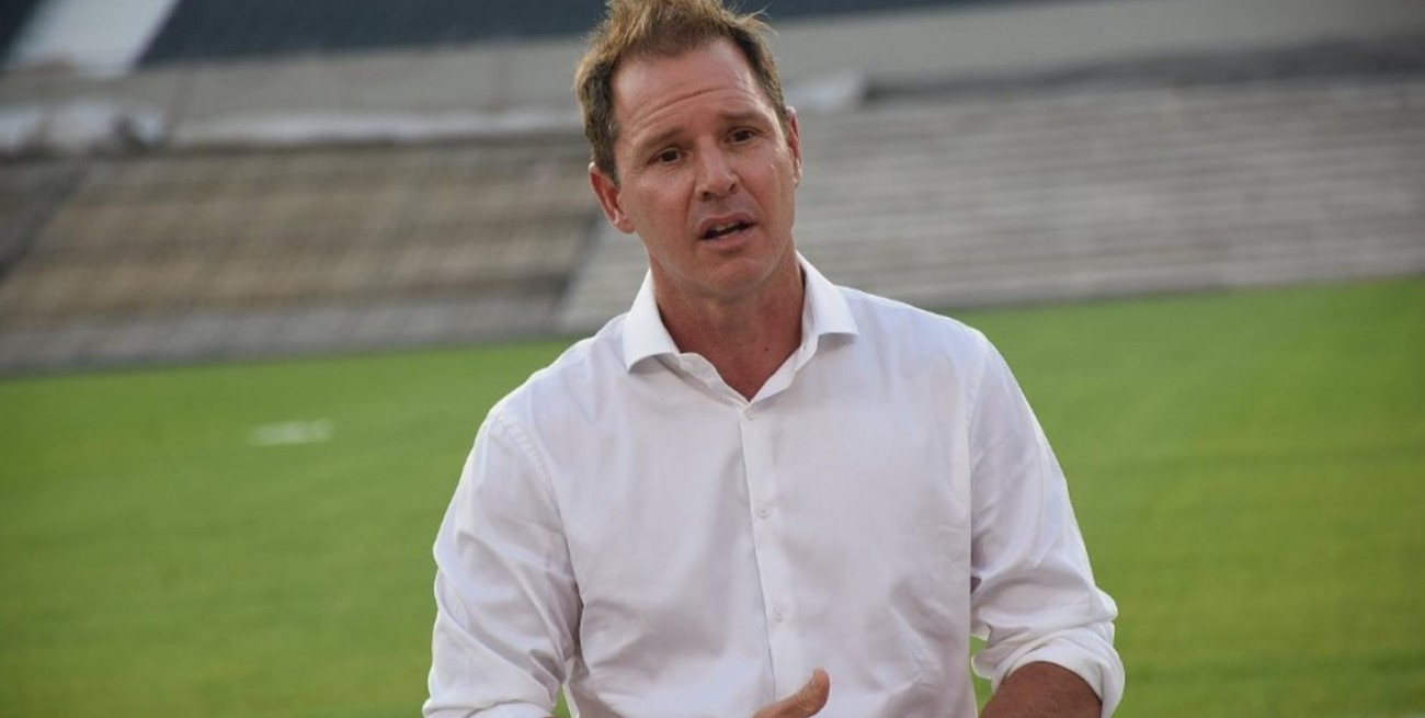 Jorge Brito: "30 equipos es destructivo para el fútbol argentino"