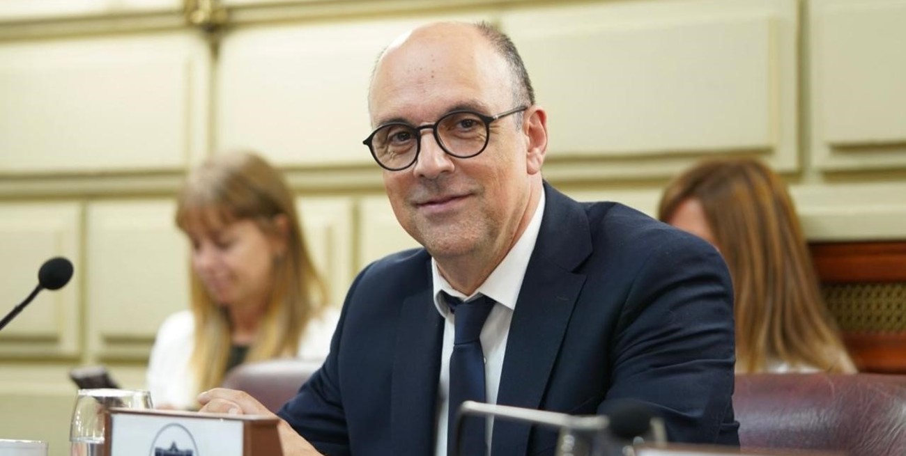 Corral: "Necesitamos una Constitución moderna, que acompañe el proceso de cambios profundos que vive la Provincia"