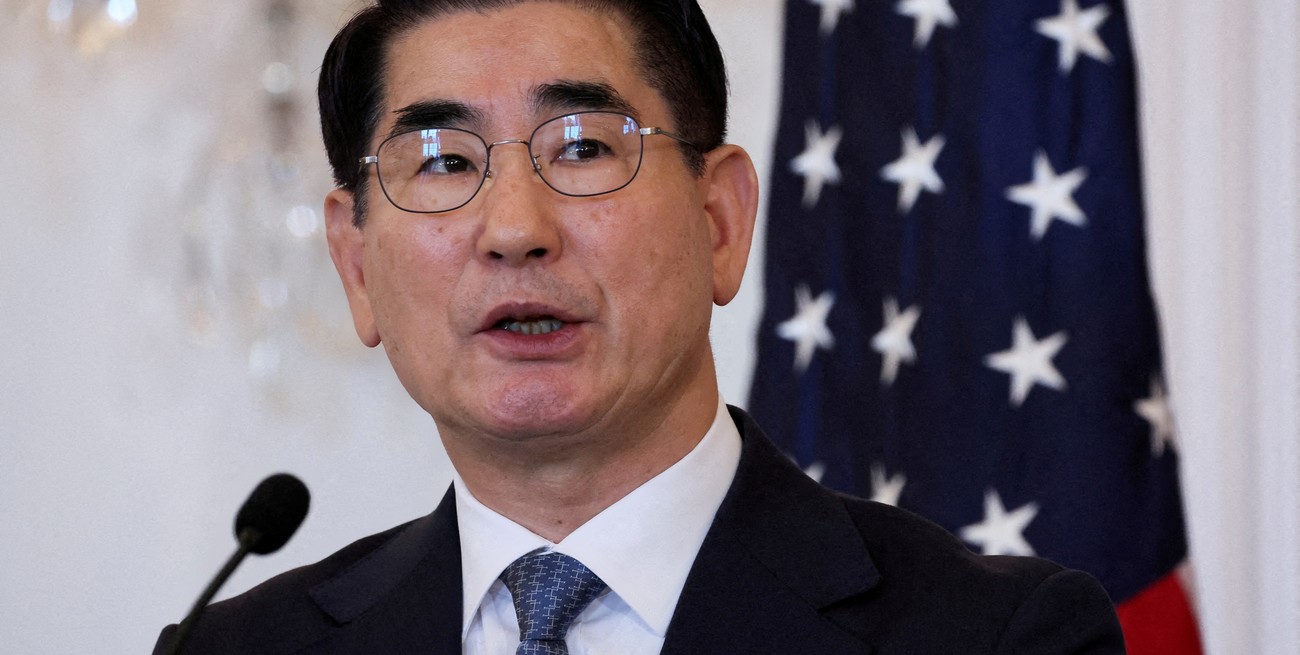 Ex ministro de Defensa de Corea del Sur intentó suicidarse tras su detención por impulsar la ley marcial