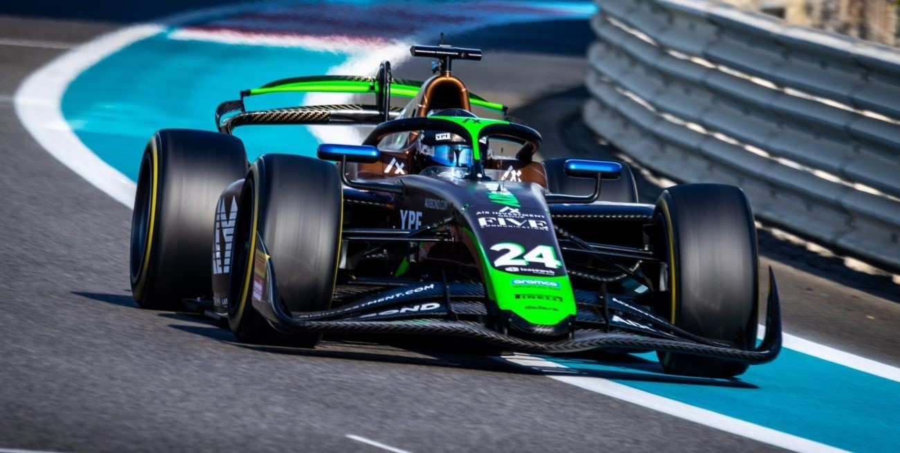 Gran estreno de Nico Varrone en F2: segundo lugar en Abu Dhabi