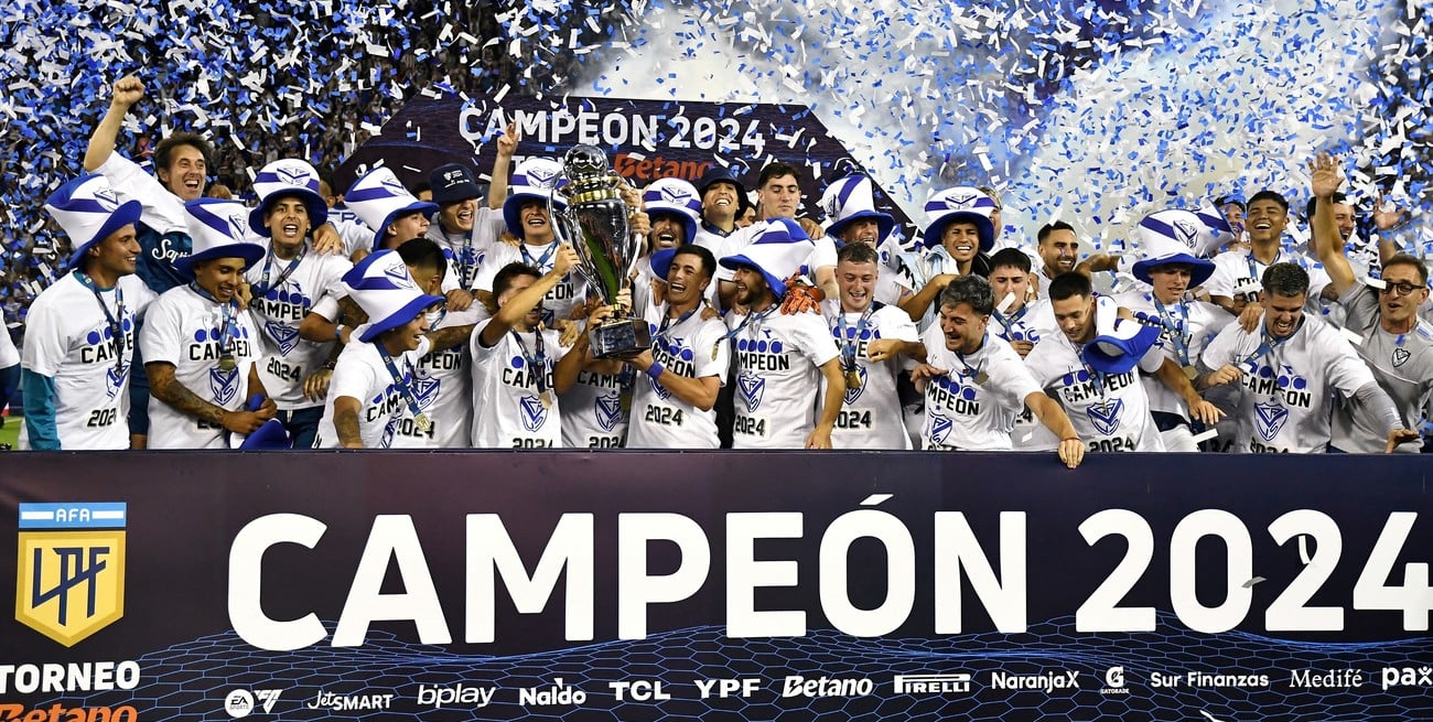 Vélez irá ahora por otros dos títulos