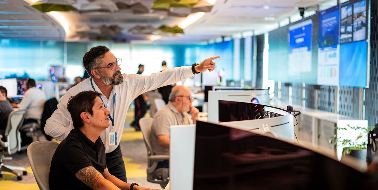 YPF revoluciona la industria energética
con su Centro de Operaciones en Tiempo Real